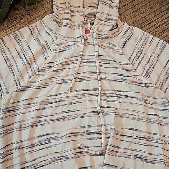 Motherhood Maternity thin hooded sweater XS NWOT - Picture 3 of 14